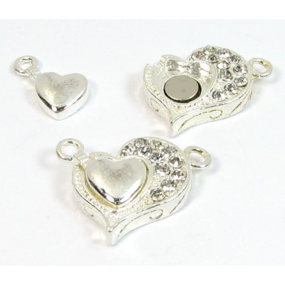 1 Swarovski Crystal and Silver Plated Magnetic Heart Clasp