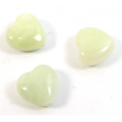 10 8mm Light Green Jade Hearts