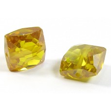 1 Zircon Cushion Shape Bead - Gold