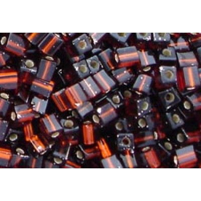 25gr Miyuki Cube Beads - Silver Lined Russet